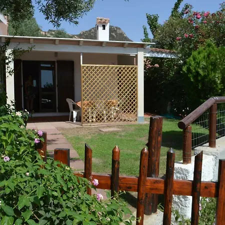 Сasa de vacaciones Nuova Valmar Trilo Mimosa Costa Rei